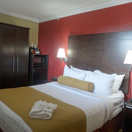 Best Western Plus Bowmanville Eksteriør billede