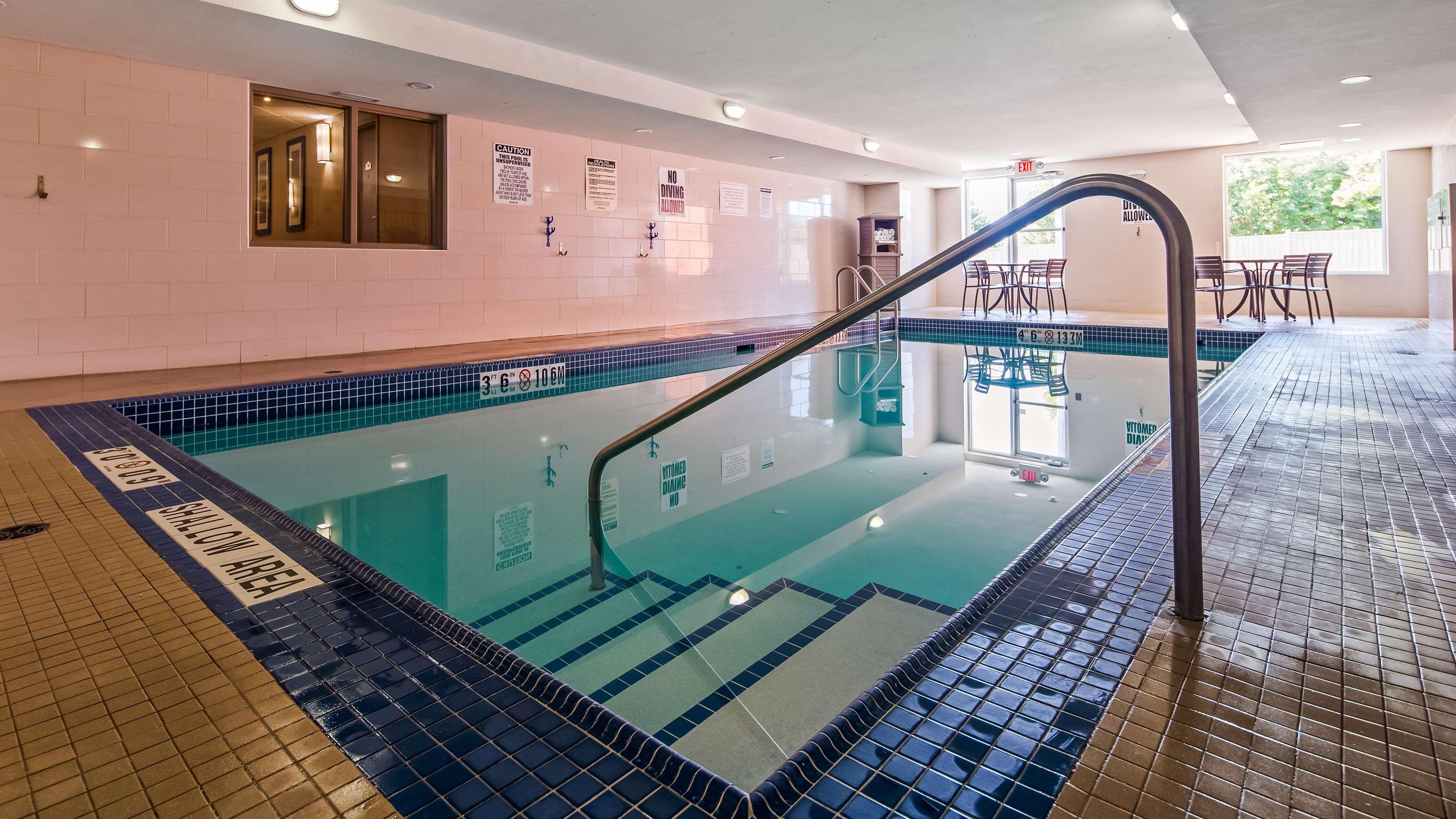 Best Western Plus Bowmanville Eksteriør billede