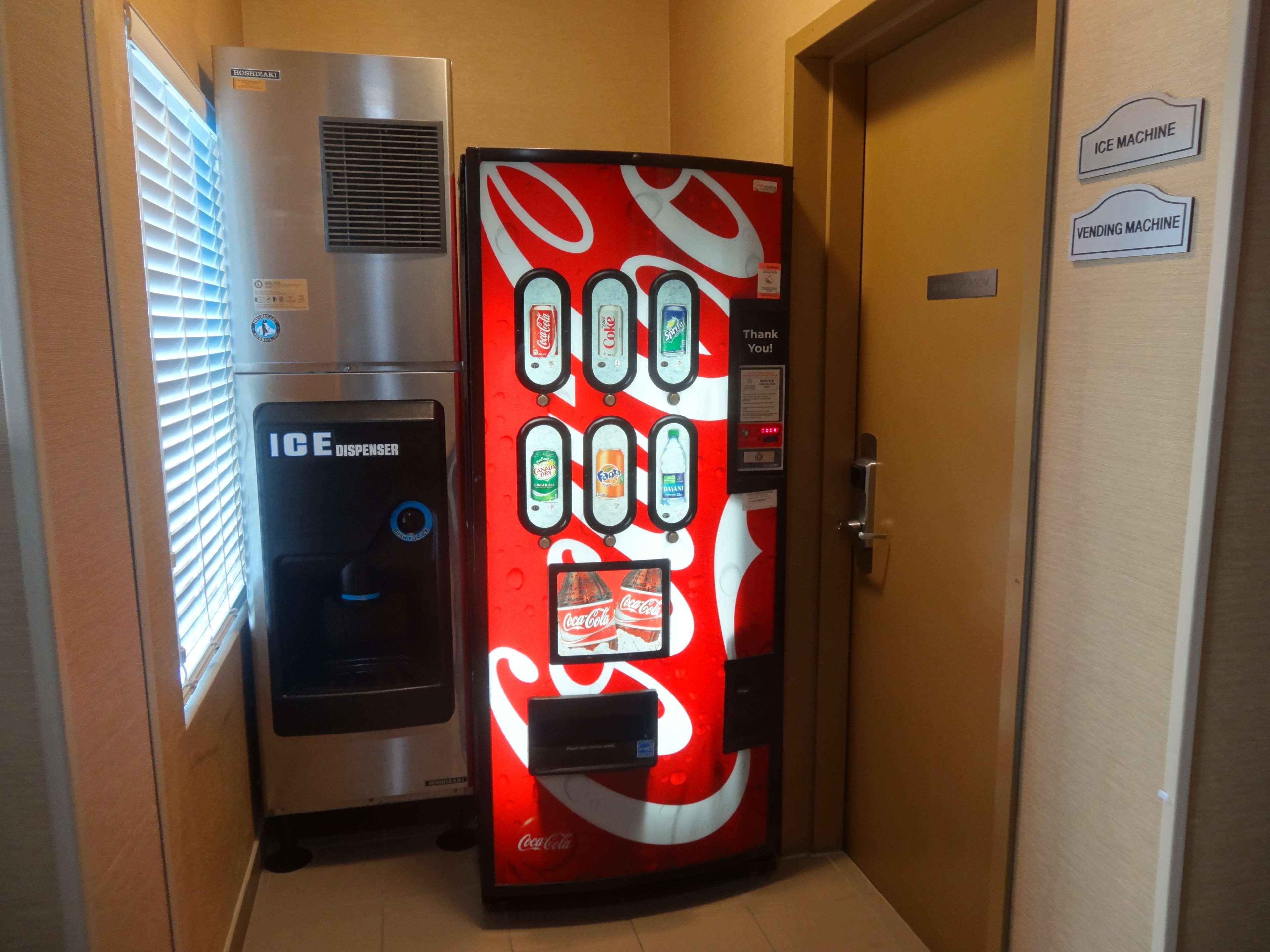 Best Western Plus Bowmanville Eksteriør billede