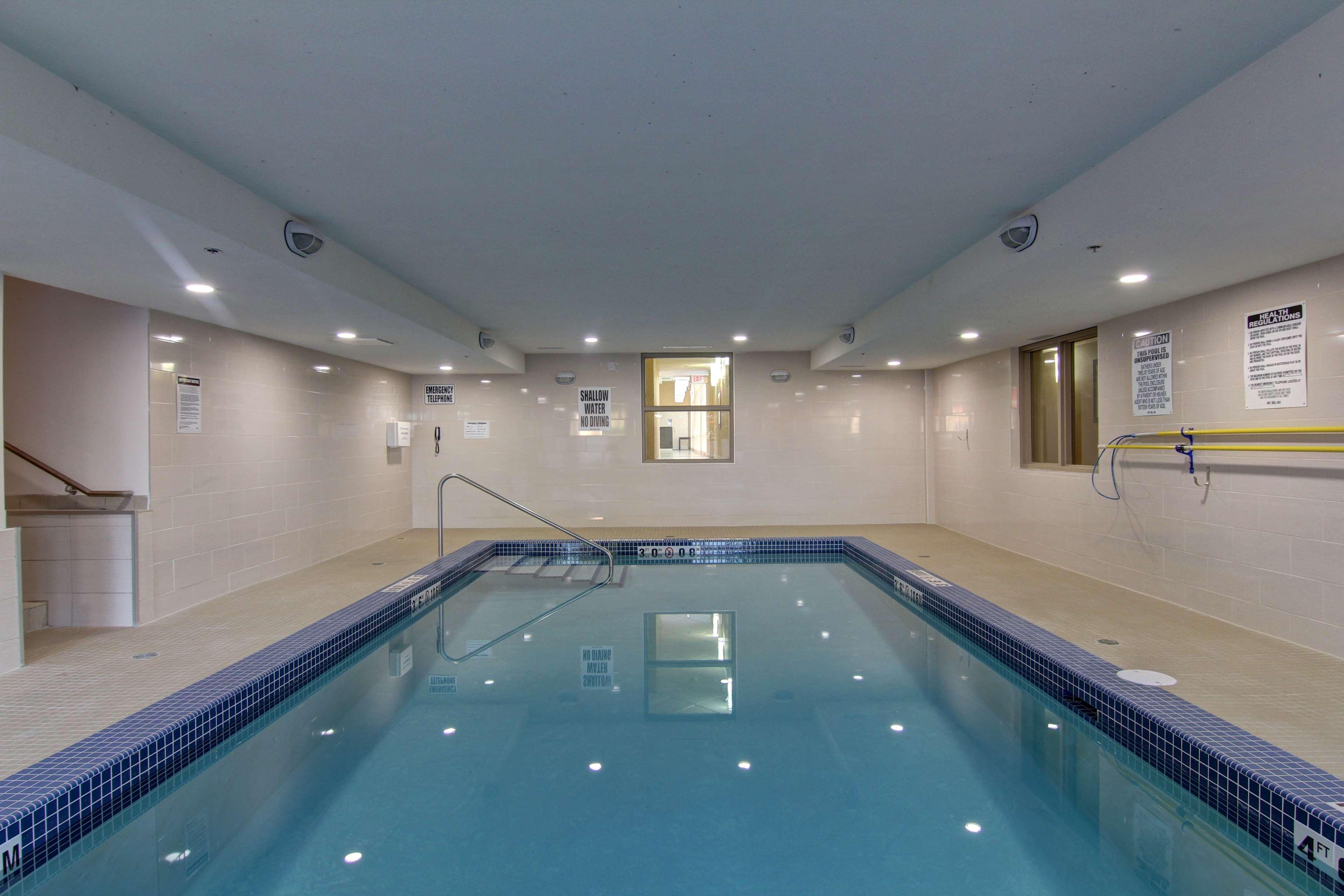 Best Western Plus Bowmanville Eksteriør billede