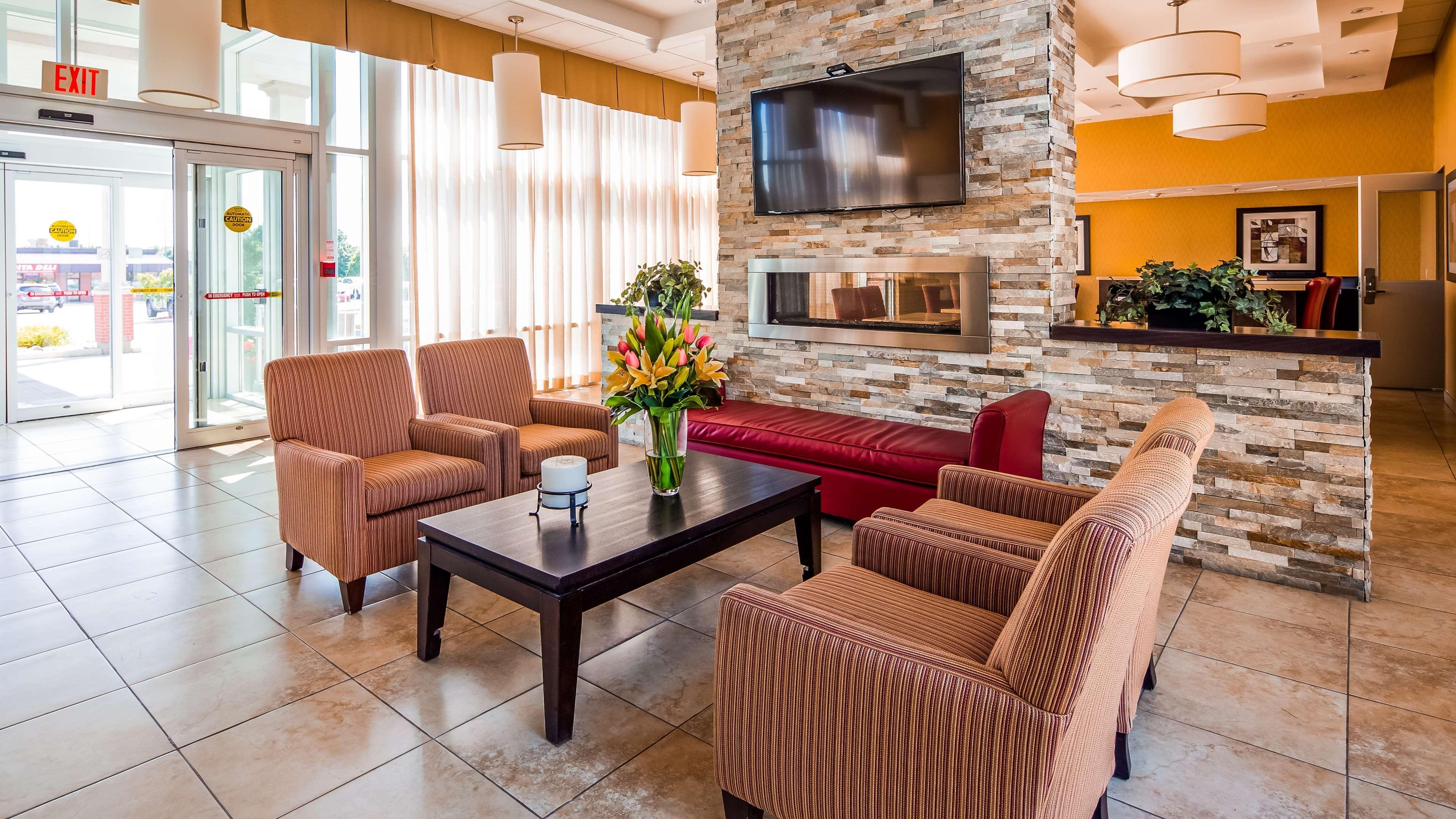 Best Western Plus Bowmanville Eksteriør billede