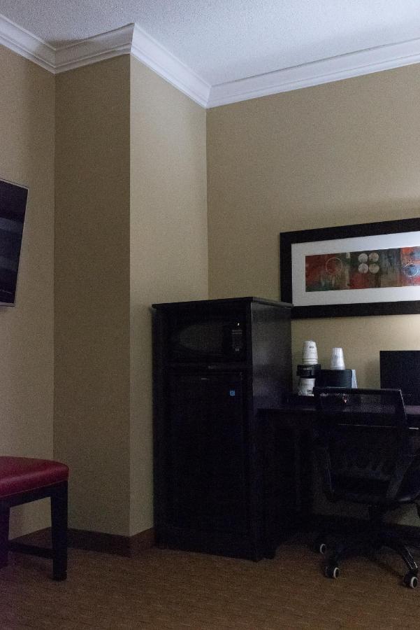 Best Western Plus Bowmanville Eksteriør billede